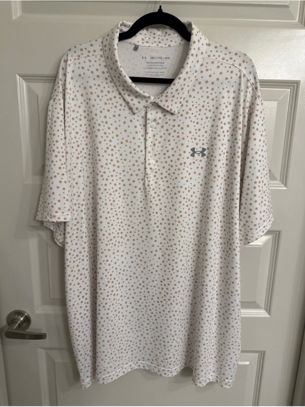 Under Armour Men’s Playoff Polo with Gold/Blue Star Print